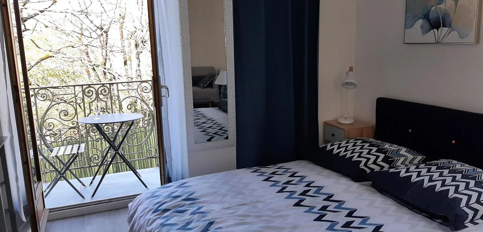 Apartment Charmant Studio Renove Avec Balcon Aix-les-Bains